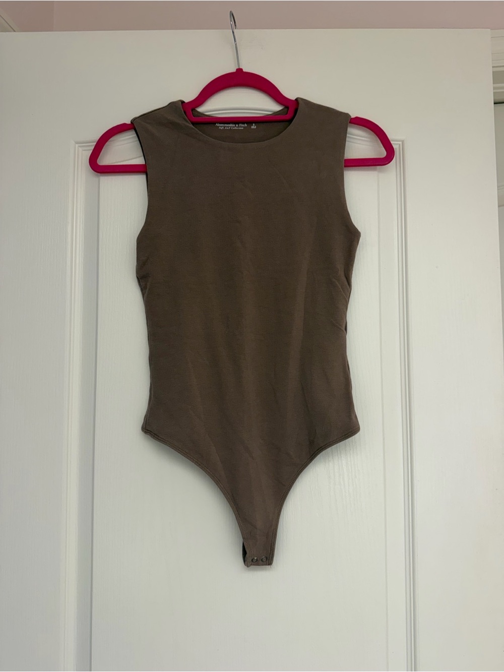 WORN ONCE Abercrombie Brown Sleeveless Bodysuit Soft AF collection Size S